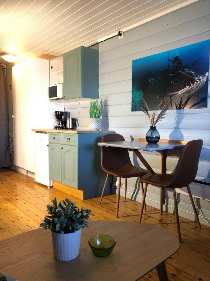 Korshamn Rorbuer Apartment Lyngdal Exterior foto